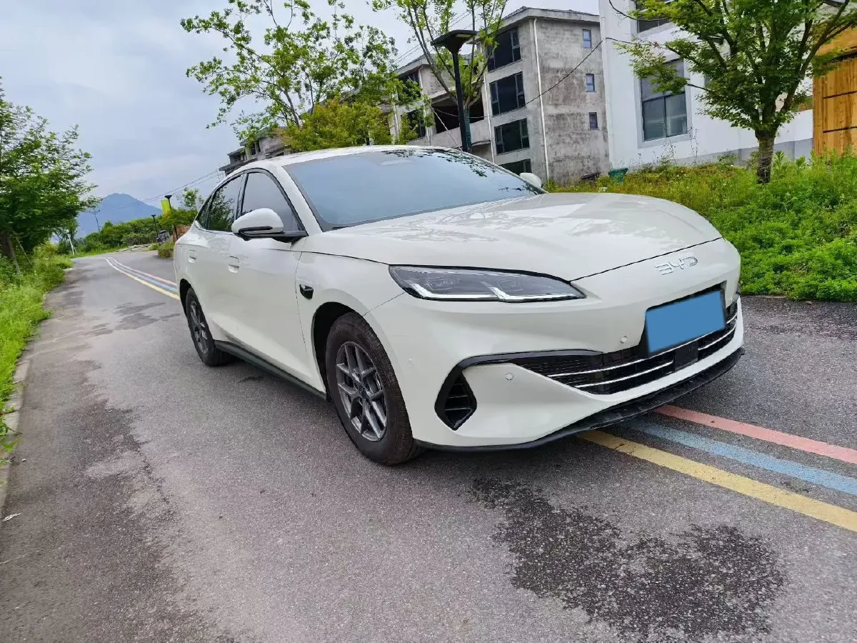 2025 BYD Seal05 DM-i 1.5L 101HP L4 E-CVT PHEV 7.68KWH,autocango,china used car exporter,china ev exporter,chinese used car exporter,chinese used ev exporter