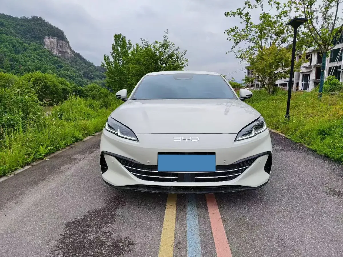 2025 BYD Seal05 DM-i 1.5L 101HP L4 E-CVT PHEV 7.68KWH,autocango,china used car exporter,china ev exporter,chinese used car exporter,chinese used ev exporter