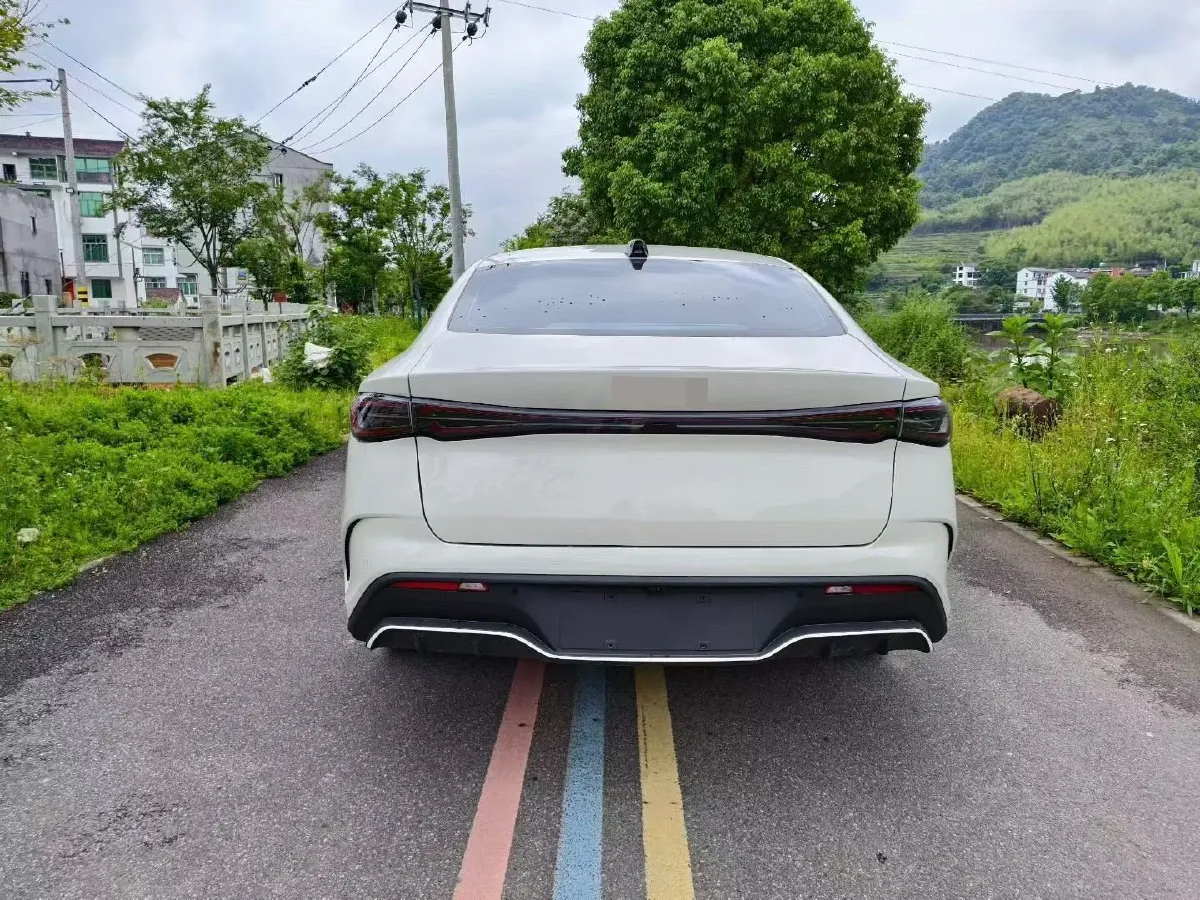 2025 BYD Seal05 DM-i 1.5L 101HP L4 E-CVT PHEV 7.68KWH,autocango,china used car exporter,china ev exporter,chinese used car exporter,chinese used ev exporter