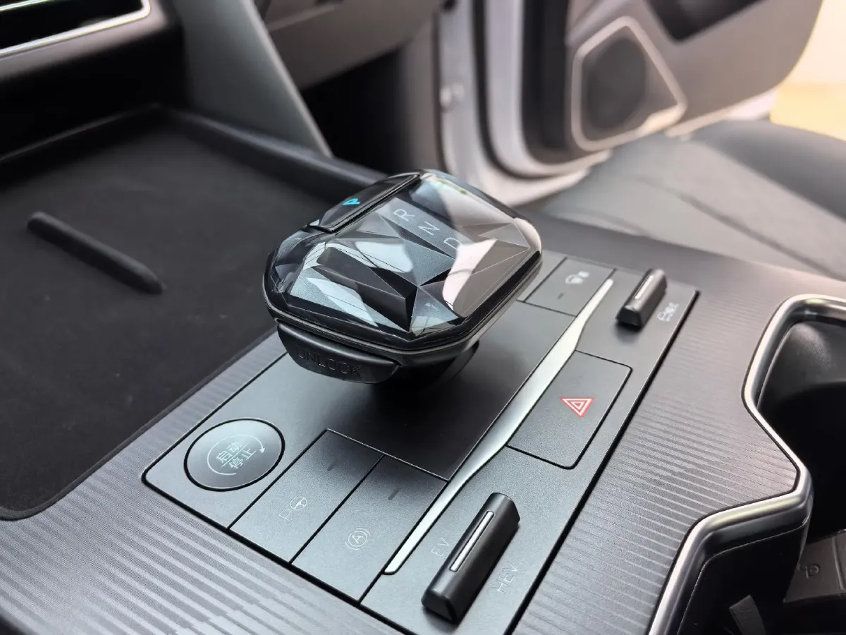 2025 BYD SongL DM-i 1.5L 101HP L4 E-CVT PHEV 18.3KWH,autocango,china used car exporter,china ev exporter,chinese used car exporter,chinese used ev exporter