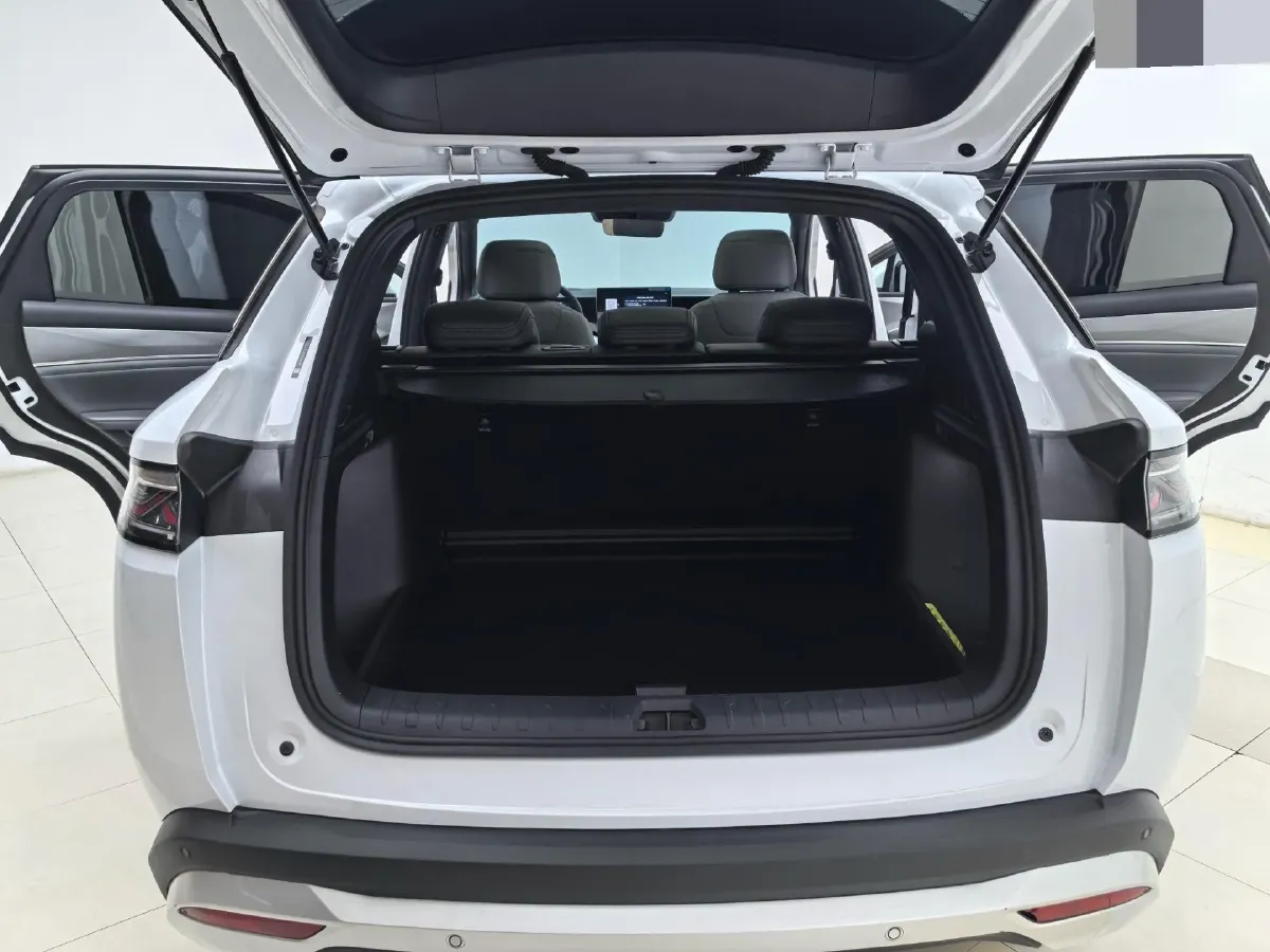 2025 BYD SongL DM-i 1.5L 101HP L4 E-CVT PHEV 18.3KWH,autocango,china used car exporter,china ev exporter,chinese used car exporter,chinese used ev exporter