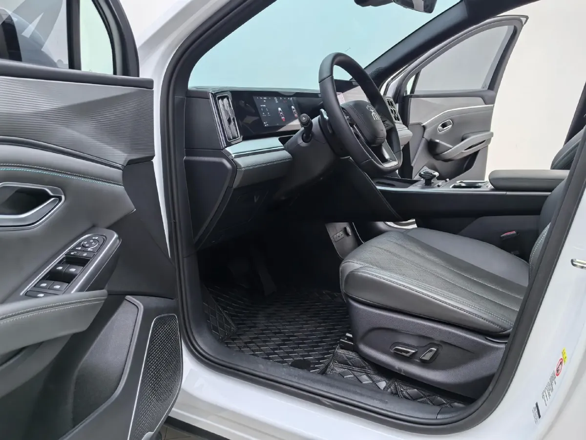 2025 BYD SongL DM-i 1.5L 101HP L4 E-CVT PHEV 18.3KWH,autocango,china used car exporter,china ev exporter,chinese used car exporter,chinese used ev exporter