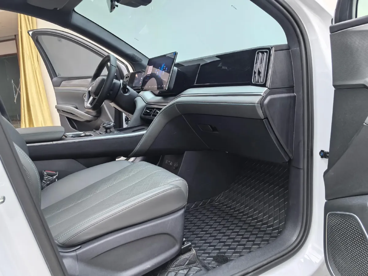 2025 BYD SongL DM-i 1.5L 101HP L4 E-CVT PHEV 18.3KWH,autocango,china used car exporter,china ev exporter,chinese used car exporter,chinese used ev exporter