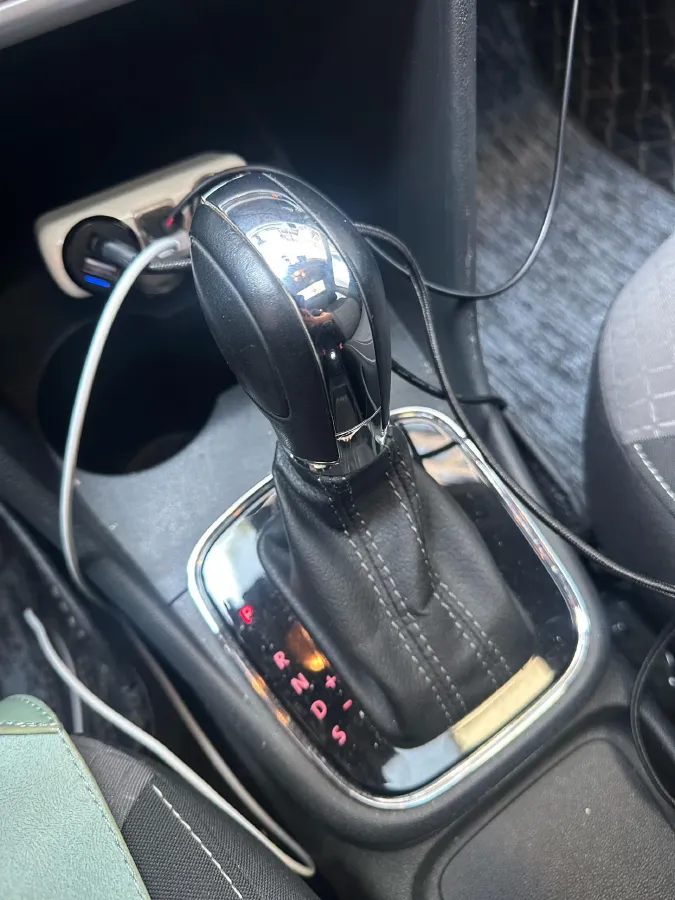 2018 Landwind XiaoYao 1.5T 163HP L4 CVT,autocango,china used car exporter,china ev exporter,chinese used car exporter,chinese used ev exporter