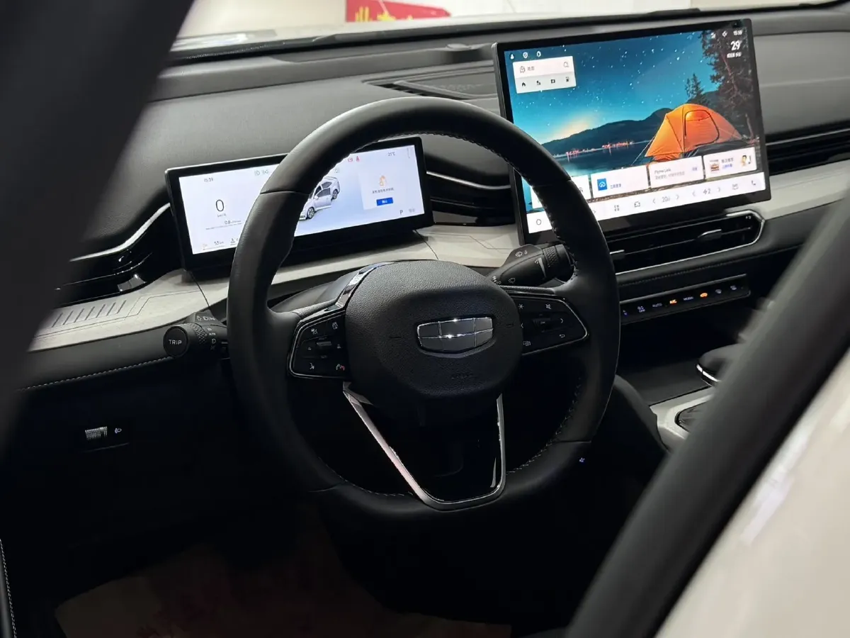 2025 Geely Preface 1.5T 181HP L4 7DCT,autocango,china used car exporter,china ev exporter,chinese used car exporter,chinese used ev exporter