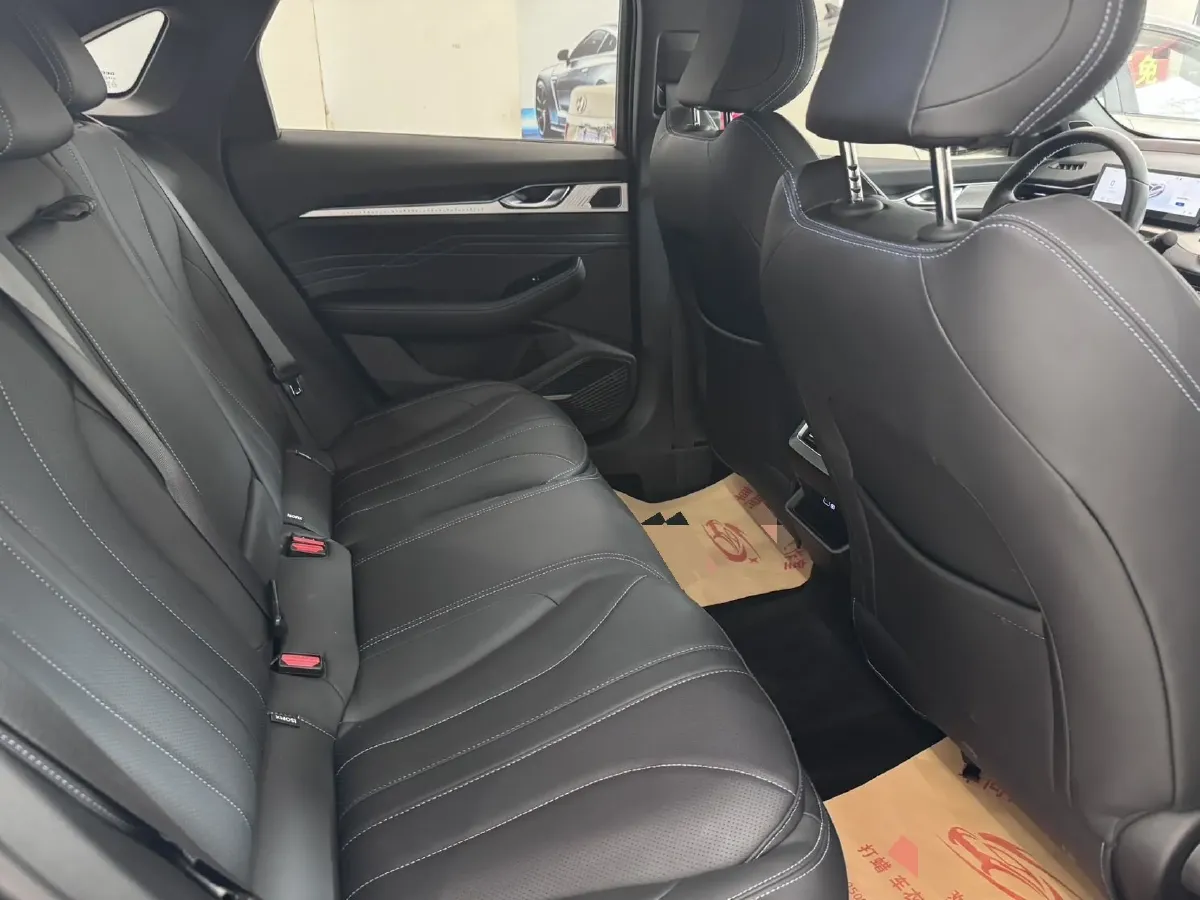 2025 Geely Preface 1.5T 181HP L4 7DCT,autocango,china used car exporter,china ev exporter,chinese used car exporter,chinese used ev exporter