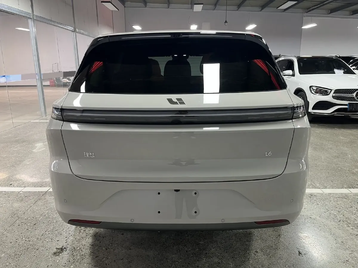 2025 Li L6 Range Extended 154HP L4 REEV,autocango,china used car exporter,china ev exporter,chinese used car exporter,chinese used ev exporter