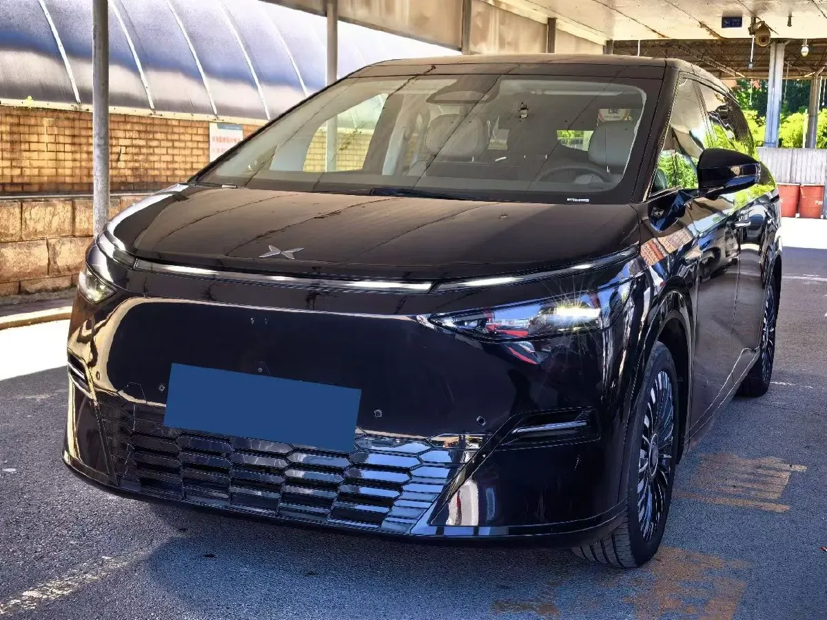 2025 Xpeng X9 BEV,autocango,china used car exporter,china ev exporter,chinese used car exporter,chinese used ev exporter