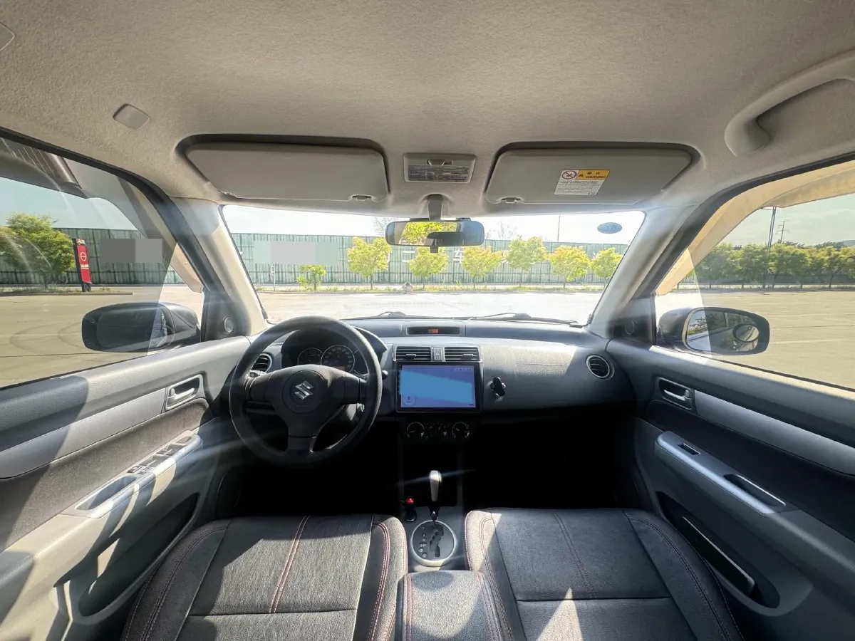 2016 Suzuki Swift 1.5L 103HP L4 4AT,autocango,china used car exporter,china ev exporter,chinese used car exporter,chinese used ev exporter