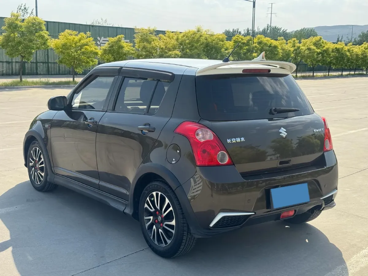 2016 Suzuki Swift 1.5L 103HP L4 4AT,autocango,china used car exporter,china ev exporter,chinese used car exporter,chinese used ev exporter