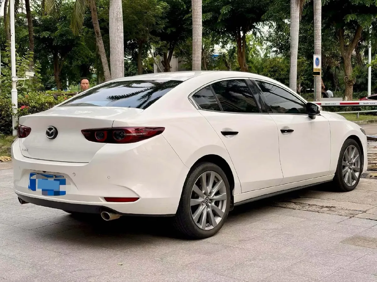 2022 Mazda 3 Axela 2.0L 158HP L4 6AT,autocango,china used car exporter,china ev exporter,chinese used car exporter,chinese used ev exporter