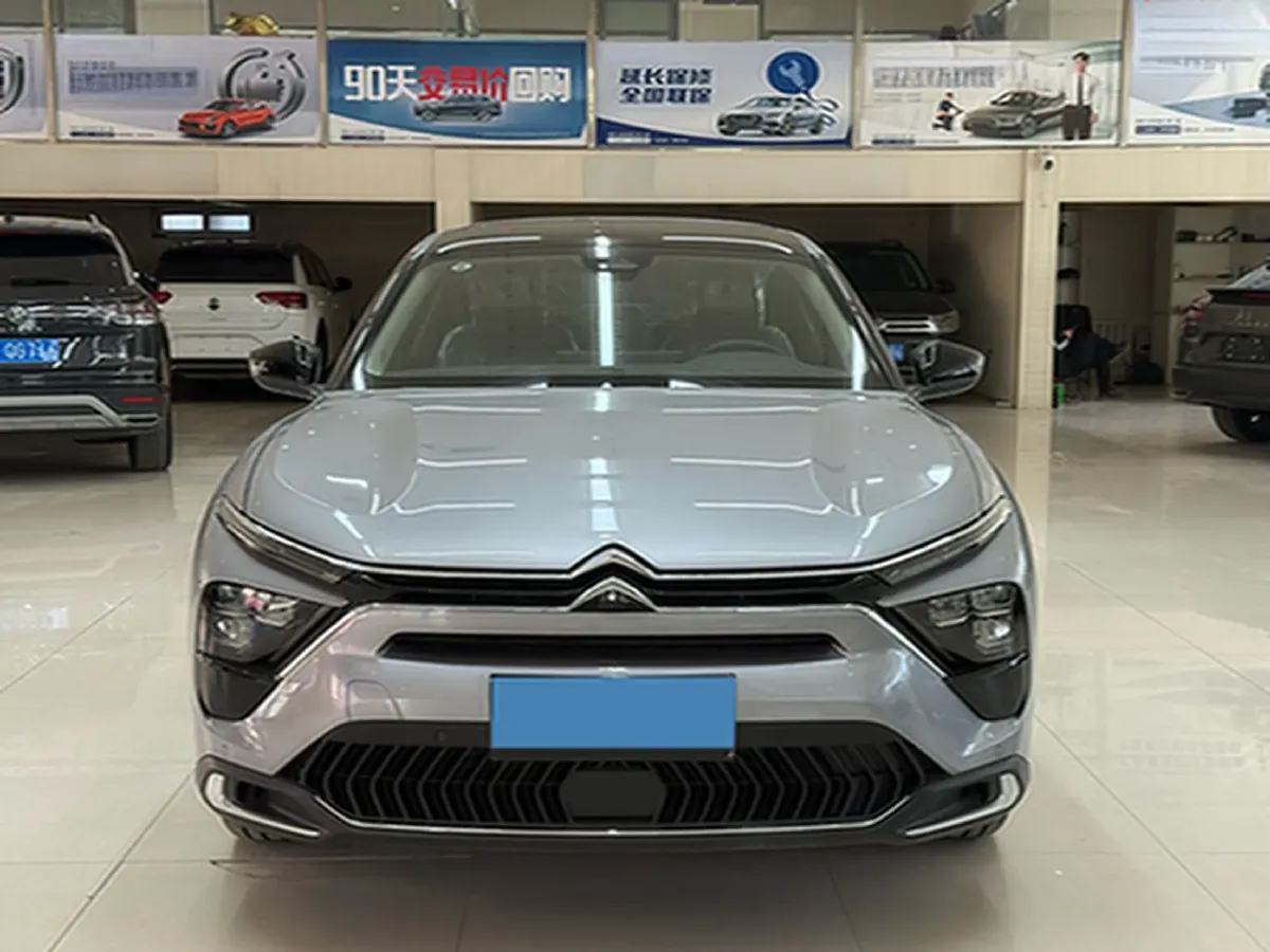 2024 Citroen C5 X 1.6T 175HP L4 8AT,autocango,china used car exporter,china ev exporter,chinese used car exporter,chinese used ev exporter