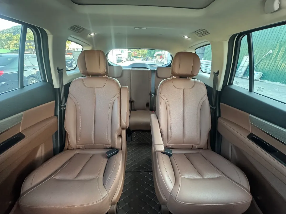 2020 HaiMa 7X 1.6T 195HP L4 6AT,autocango,china used car exporter,china ev exporter,chinese used car exporter,chinese used ev exporter