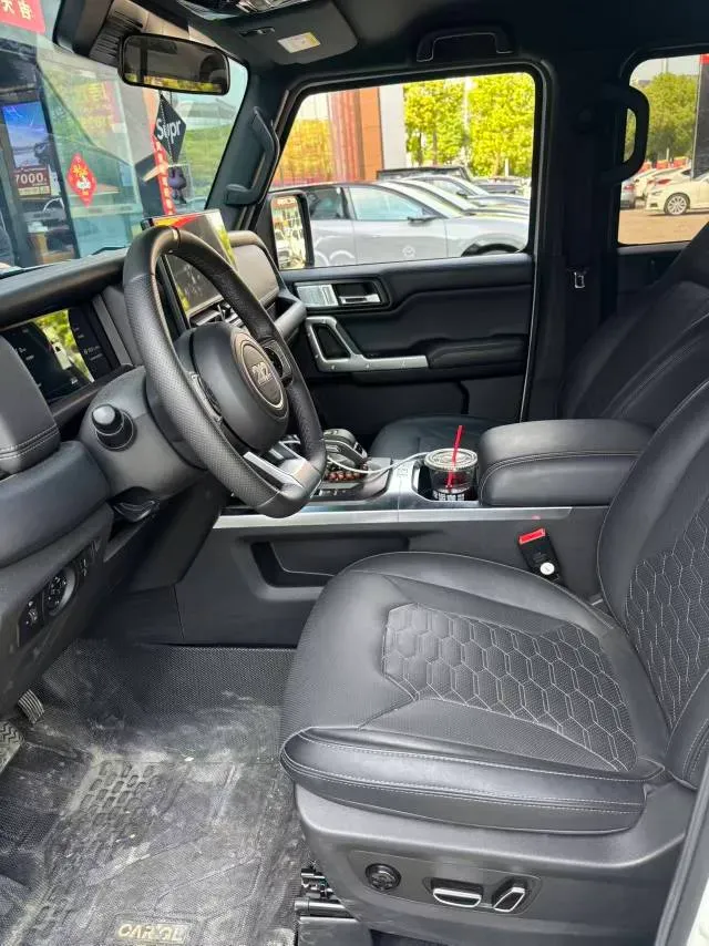 2024 212 212 T01 2.0T 252HP L4 8AT,autocango,china used car exporter,china ev exporter,chinese used car exporter,chinese used ev exporter