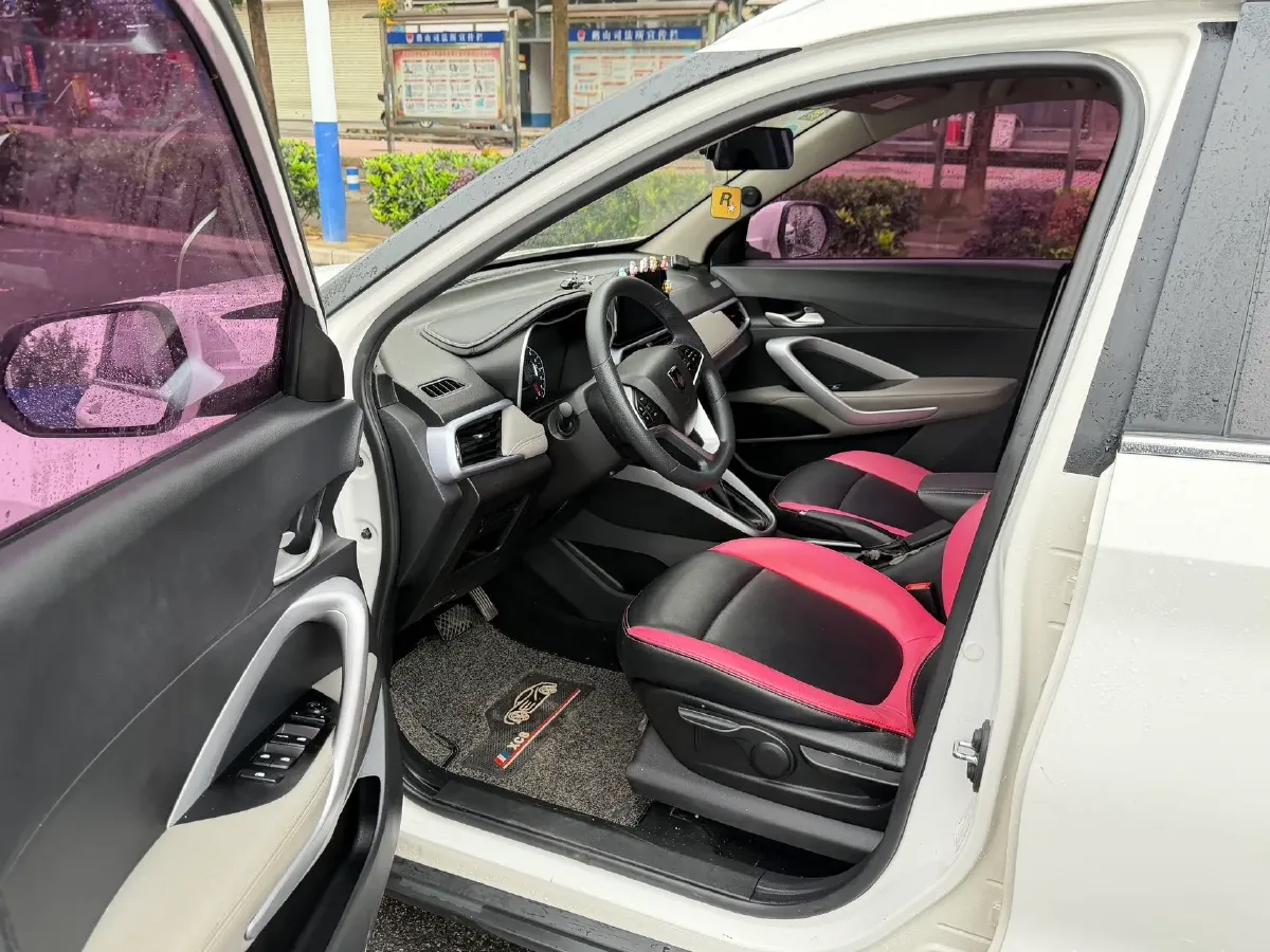 2019 BaoJun 510 1.5L 105HP L4 CVT,autocango,china used car exporter,china ev exporter,chinese used car exporter,chinese used ev exporter