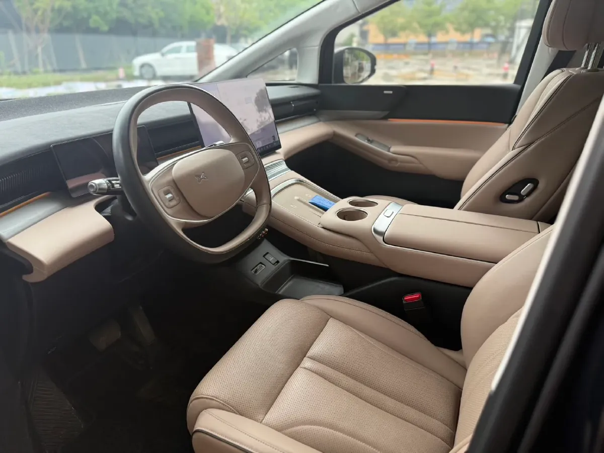 2024 Xpeng X9 BEV 101.5KWH,autocango,china used car exporter,china ev exporter,chinese used car exporter,chinese used ev exporter