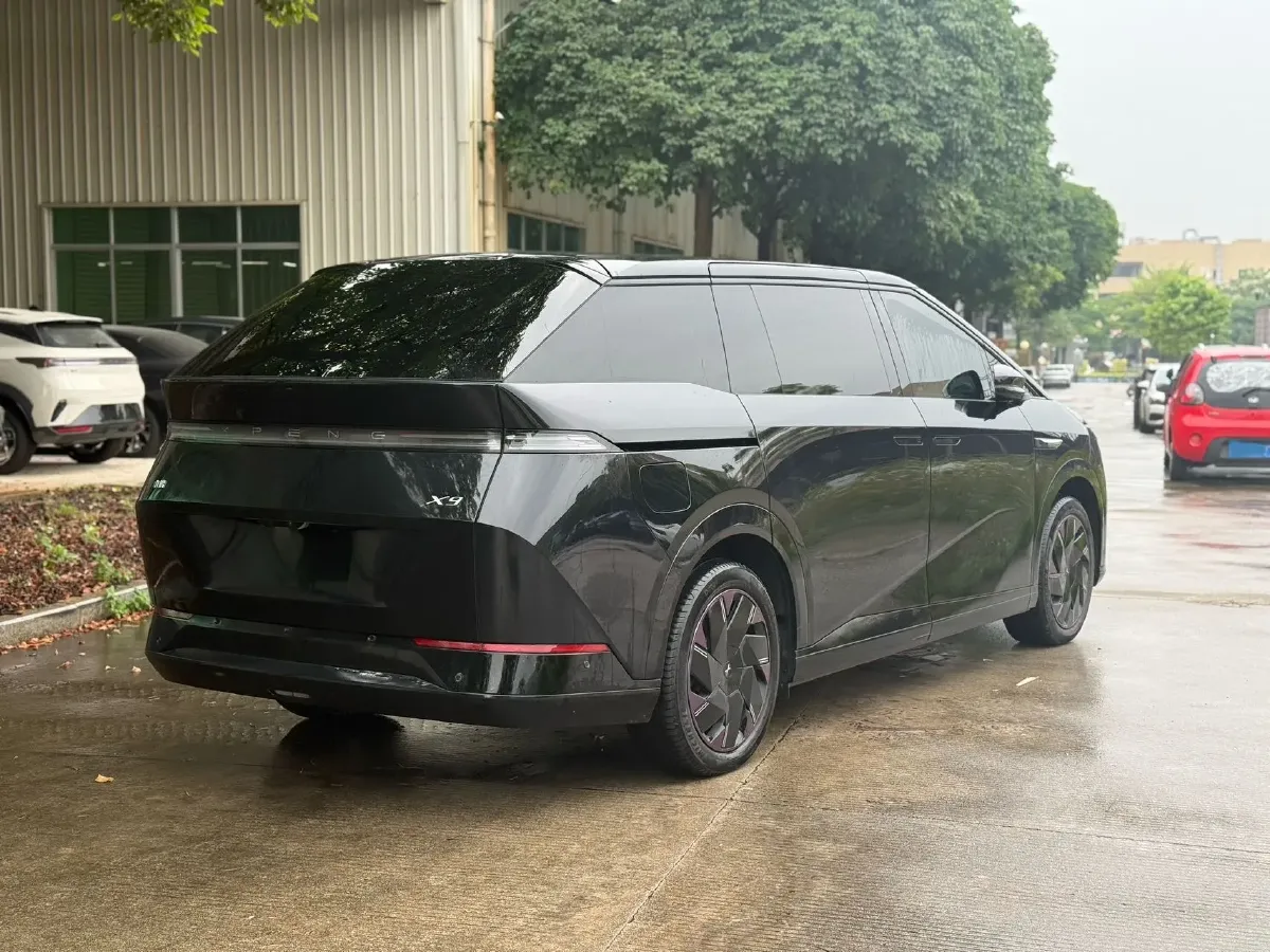 2024 Xpeng X9 BEV 101.5KWH,autocango,china used car exporter,china ev exporter,chinese used car exporter,chinese used ev exporter