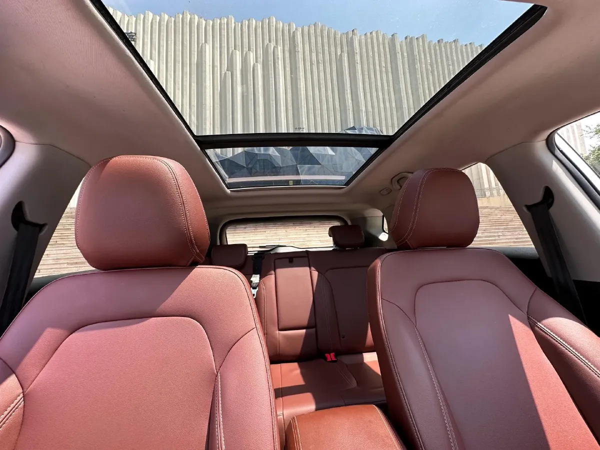 2018 Brilliance Auto V6 1.5T 150HP L4 7DCT,autocango,china used car exporter,china ev exporter,chinese used car exporter,chinese used ev exporter