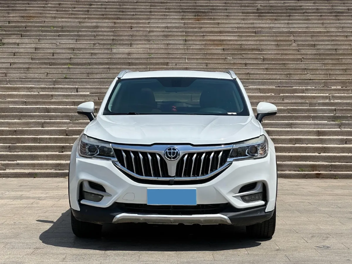 2018 Brilliance Auto V6 1.5T 150HP L4 7DCT,autocango,china used car exporter,china ev exporter,chinese used car exporter,chinese used ev exporter