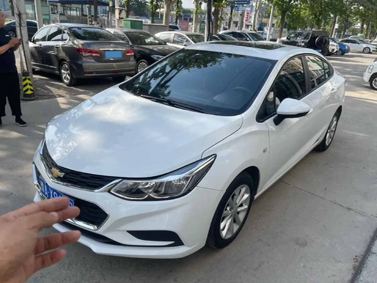 2018 Chevrolet Cruze 1.5L 114HP L4 6AT,autocango,china used car exporter,china ev exporter,chinese used car exporter,chinese used ev exporter