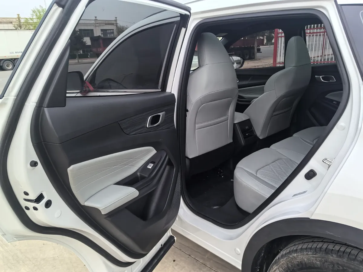 2025 ChangAn QiYuan Q05 Classic 1.5L 98HP L4 E-CVT PHEV 18.4KWH,autocango,china used car exporter,china ev exporter,chinese used car exporter,chinese used ev exporter