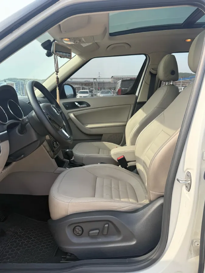 2017 Skoda Yeti 1.8T 160HP L4 6DCT,autocango,china used car exporter,china ev exporter,chinese used car exporter,chinese used ev exporter
