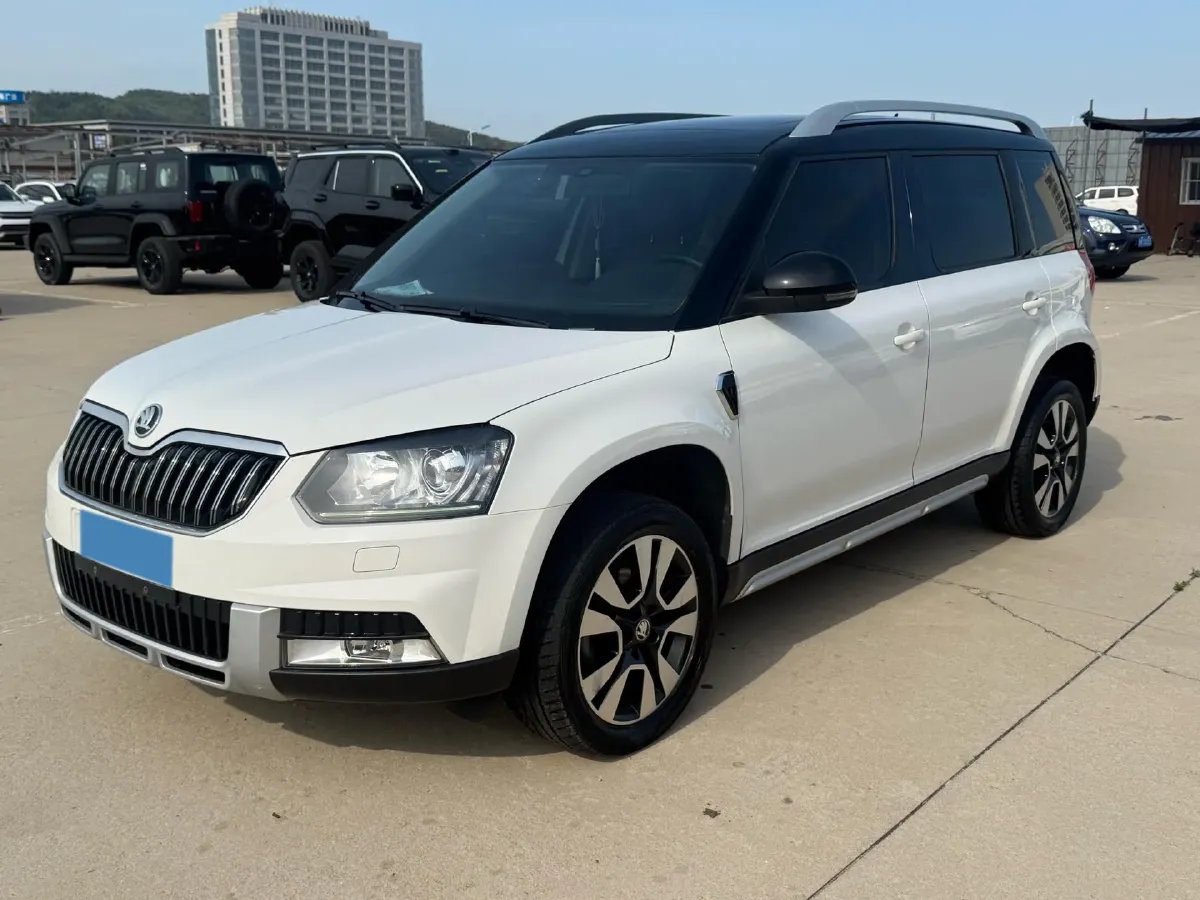 2017 Skoda Yeti 1.8T 160HP L4 6DCT,autocango,china used car exporter,china ev exporter,chinese used car exporter,chinese used ev exporter