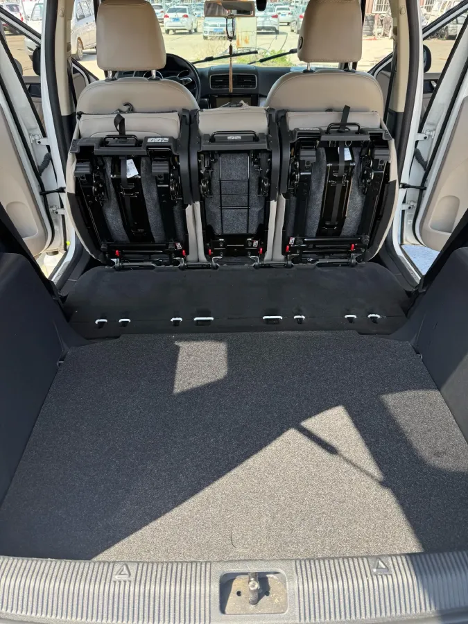 2017 Skoda Yeti 1.8T 160HP L4 6DCT,autocango,china used car exporter,china ev exporter,chinese used car exporter,chinese used ev exporter