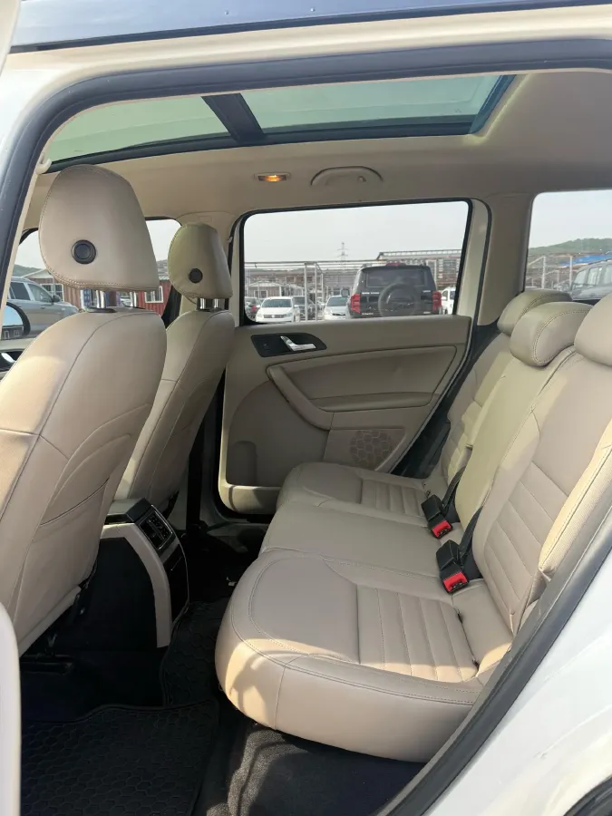 2017 Skoda Yeti 1.8T 160HP L4 6DCT,autocango,china used car exporter,china ev exporter,chinese used car exporter,chinese used ev exporter