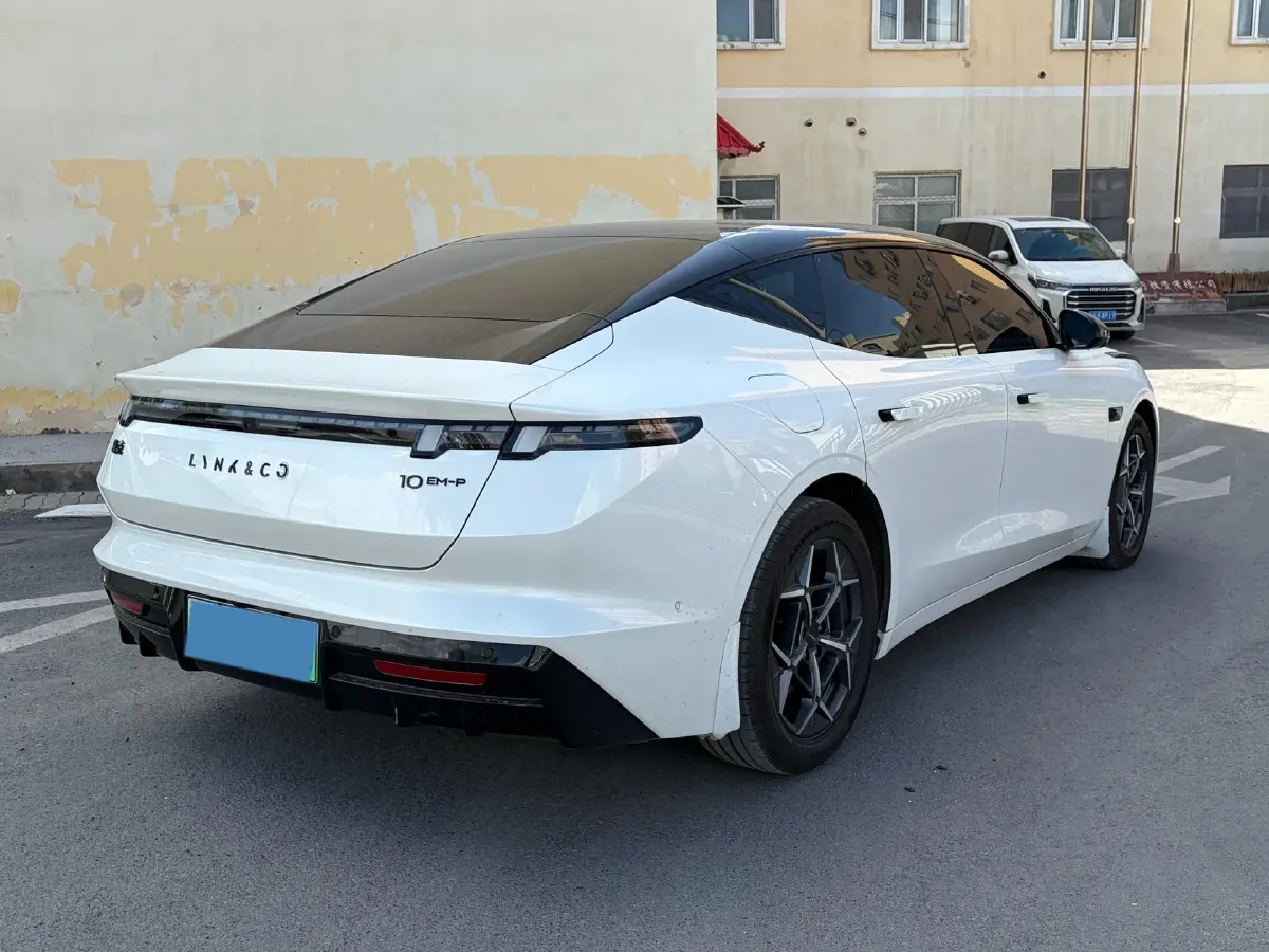 2025 LYNK&CO 10 EM-P 1.5T 163HP L4 3DHT PHEV,autocango,china used car exporter,china ev exporter,chinese used car exporter,chinese used ev exporter