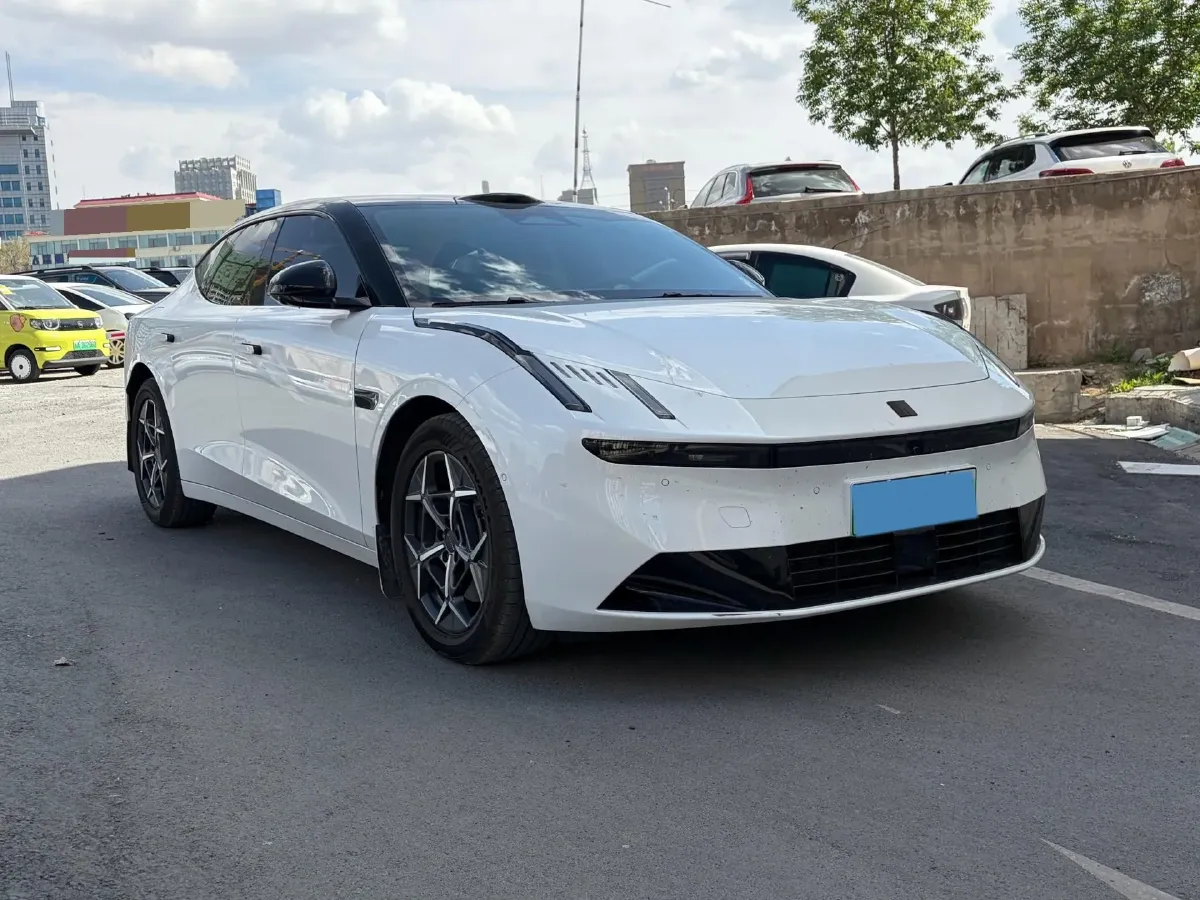 2025 LYNK&CO 10 EM-P 1.5T 163HP L4 3DHT PHEV,autocango,china used car exporter,china ev exporter,chinese used car exporter,chinese used ev exporter