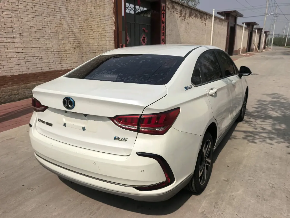 2019 BeiJing Auto EU5 BEV 50.8KWH,autocango,china used car exporter,china ev exporter,chinese used car exporter,chinese used ev exporter