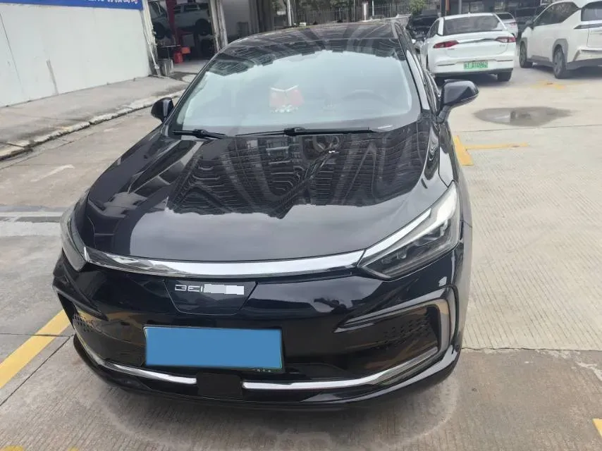2019 BeiJing Auto EU7 BEV 60.225KWH,autocango,china used car exporter,china ev exporter,chinese used car exporter,chinese used ev exporter