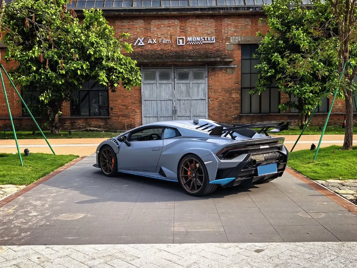 2021 Lamborghini Huracán 5.2L 640HP V10 7DCT,autocango,china used car exporter,china ev exporter,chinese used car exporter,chinese used ev exporter