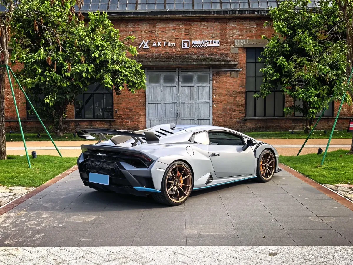 2021 Lamborghini Huracán 5.2L 640HP V10 7DCT,autocango,china used car exporter,china ev exporter,chinese used car exporter,chinese used ev exporter