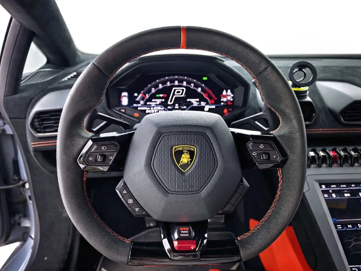 2021 Lamborghini Huracán 5.2L 640HP V10 7DCT,autocango,china used car exporter,china ev exporter,chinese used car exporter,chinese used ev exporter
