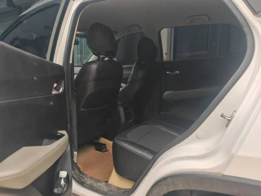 2017 HaiMa S5 Young Edition 1.6L 122HP L4 5MT,autocango,china used car exporter,china ev exporter,chinese used car exporter,chinese used ev exporter