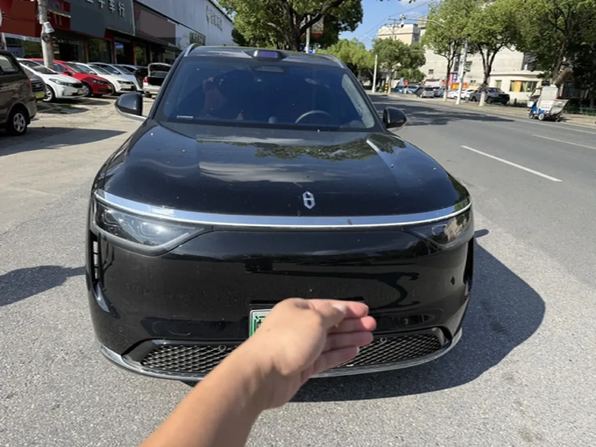2025 AITO AITO M8 BEV,autocango,china used car exporter,china ev exporter,chinese used car exporter,chinese used ev exporter