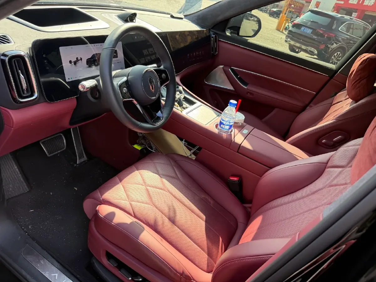 2025 AITO AITO M8 BEV,autocango,china used car exporter,china ev exporter,chinese used car exporter,chinese used ev exporter