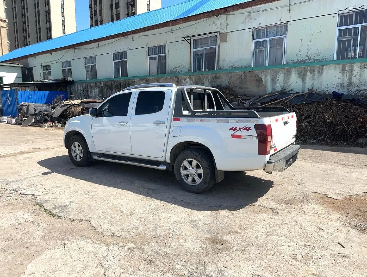 2018 Isuzu D-MAX 3.0T 177HP L4 6AT,autocango,china used car exporter,china ev exporter,chinese used car exporter,chinese used ev exporter