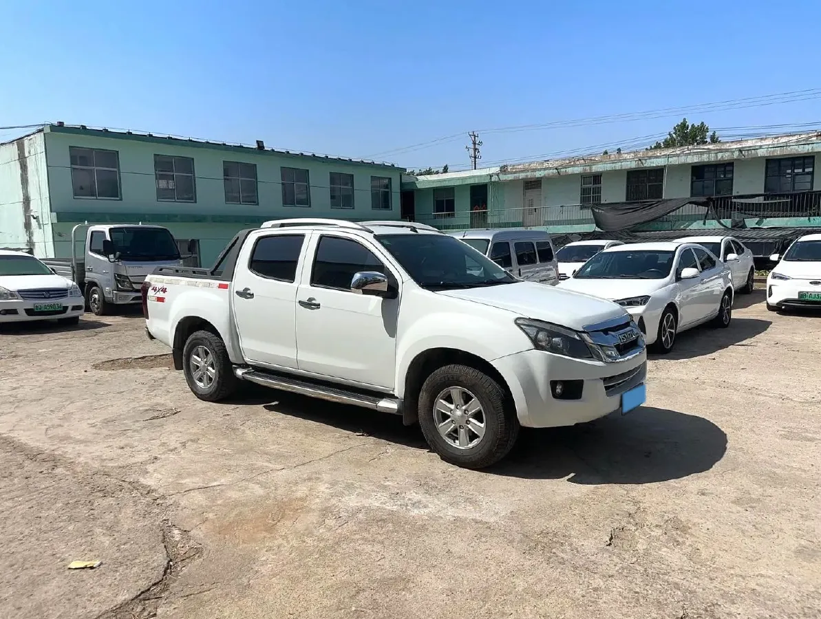 2018 Isuzu D-MAX 3.0T 177HP L4 6AT,autocango,china used car exporter,china ev exporter,chinese used car exporter,chinese used ev exporter