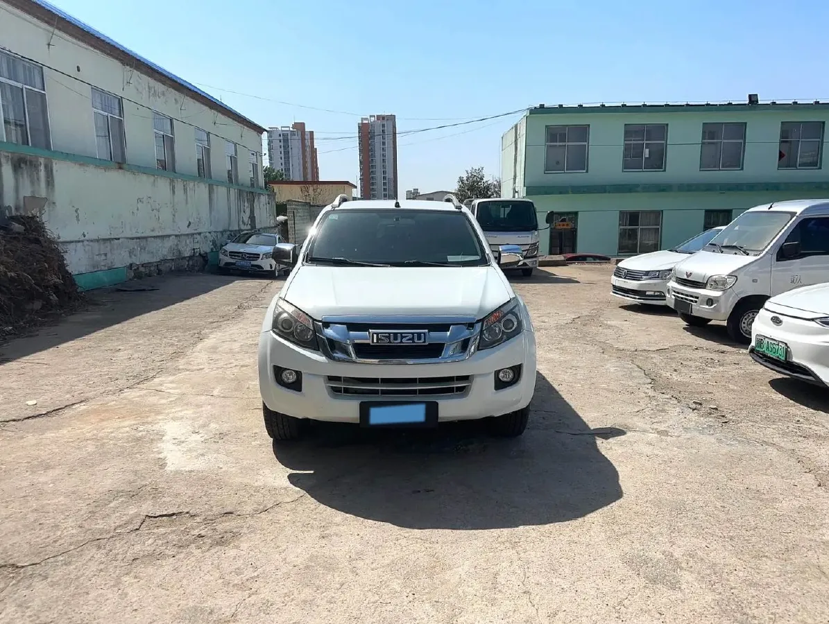 2018 Isuzu D-MAX 3.0T 177HP L4 6AT,autocango,china used car exporter,china ev exporter,chinese used car exporter,chinese used ev exporter