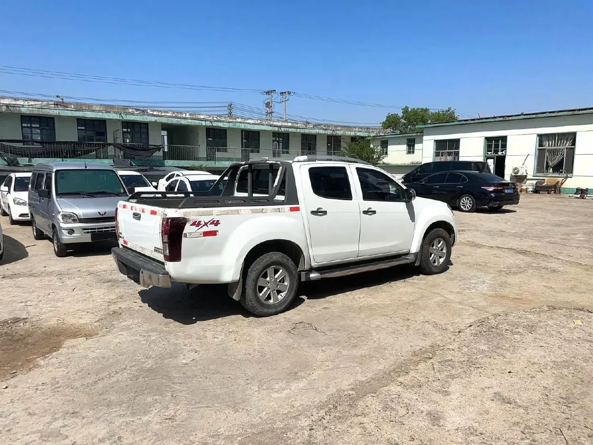 2018 Isuzu D-MAX 3.0T 177HP L4 6AT,autocango,china used car exporter,china ev exporter,chinese used car exporter,chinese used ev exporter