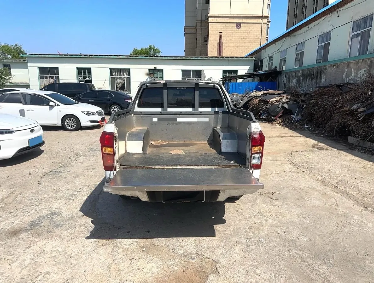 2018 Isuzu D-MAX 3.0T 177HP L4 6AT,autocango,china used car exporter,china ev exporter,chinese used car exporter,chinese used ev exporter