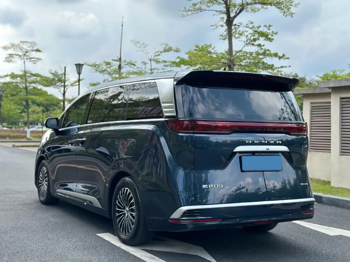 2024 Denza D9 1.5T 139HP L4 E-CVT PHEV 40KWH,autocango,china used car exporter,china ev exporter,chinese used car exporter,chinese used ev exporter