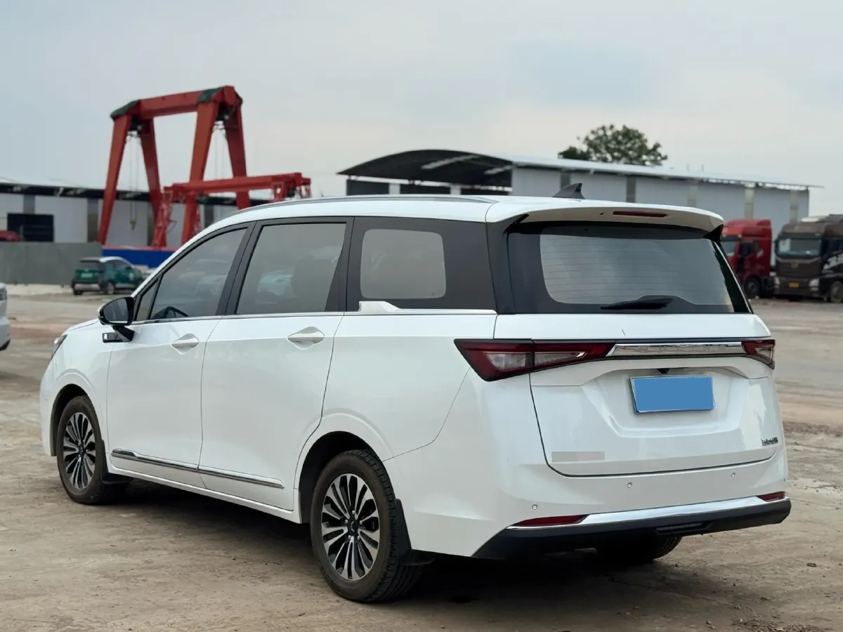 2022 Venucia T60 1.6L 126HP L4 CVT,autocango,china used car exporter,china ev exporter,chinese used car exporter,chinese used ev exporter