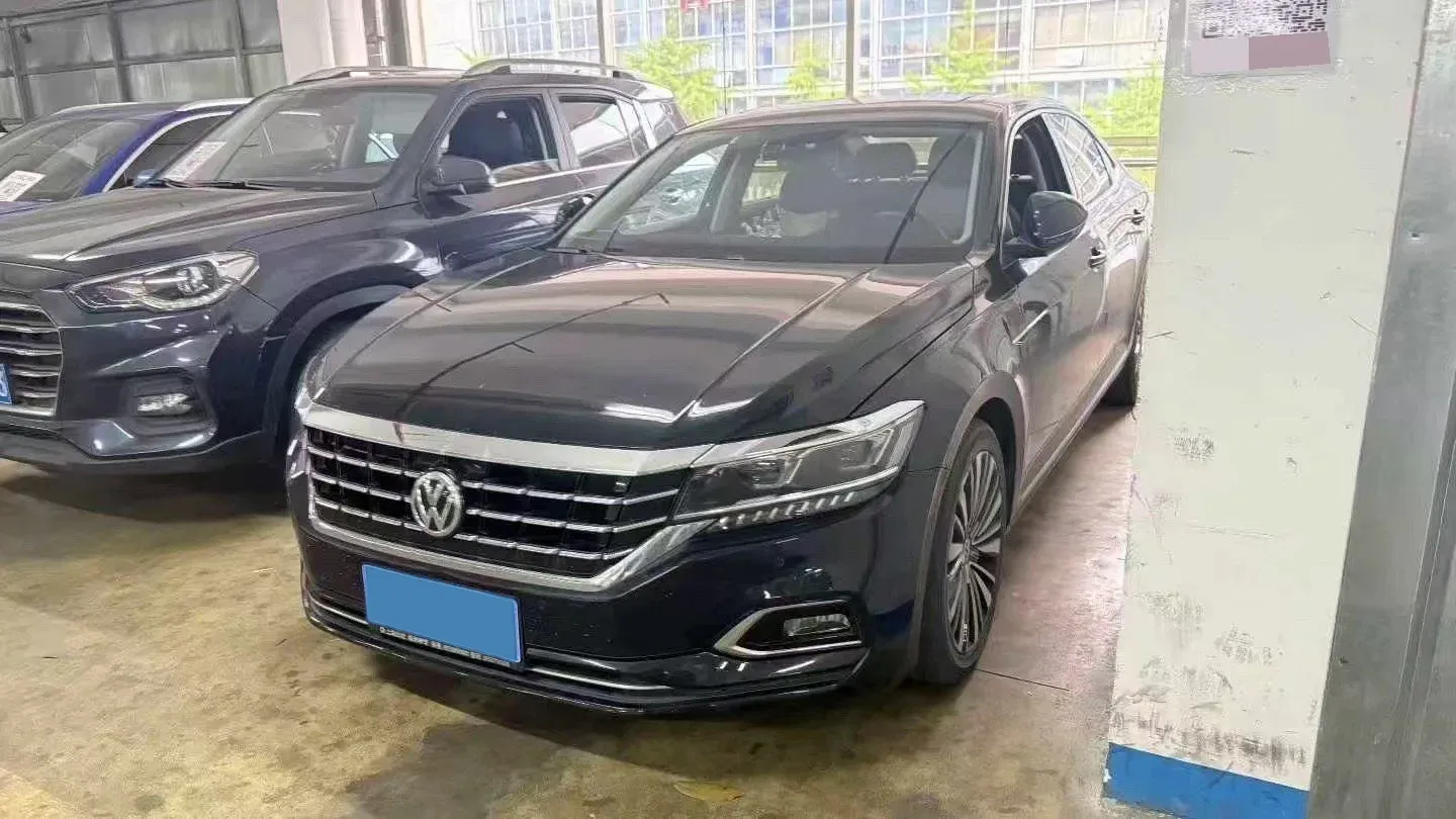 2019 Volvo V40 1.5T 152HP L4 6AT,autocango,china used car exporter,china ev exporter,chinese used car exporter,chinese used ev exporter