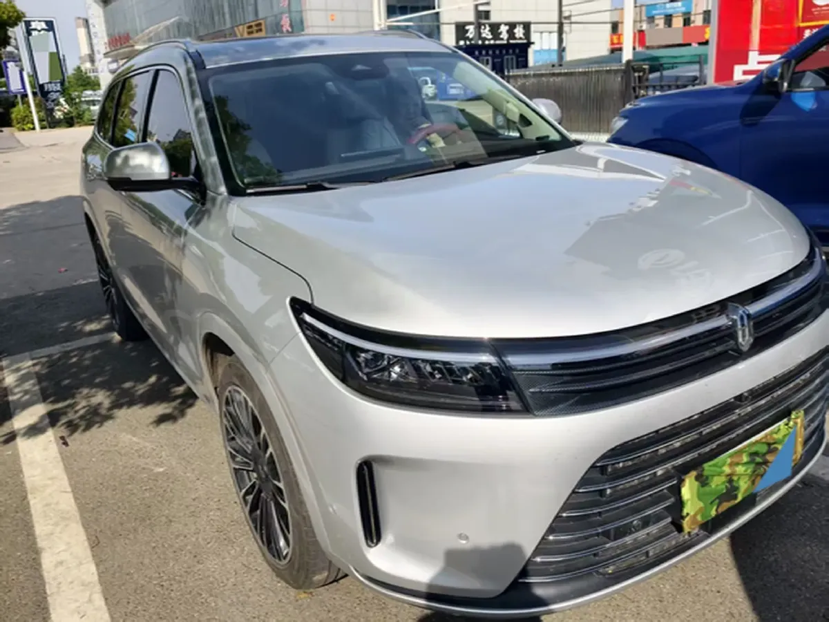 2024 Jaguar E-PACE 1.5T 200HP L3 8AT,autocango,china used car exporter,china ev exporter,chinese used car exporter,chinese used ev exporter