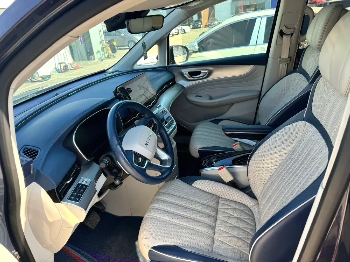 2021 Roewe iMAX8 2.0T 234HP L4 8AT,autocango,china used car exporter,china ev exporter,chinese used car exporter,chinese used ev exporter