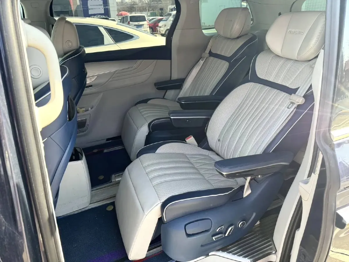 2021 Roewe iMAX8 2.0T 234HP L4 8AT,autocango,china used car exporter,china ev exporter,chinese used car exporter,chinese used ev exporter